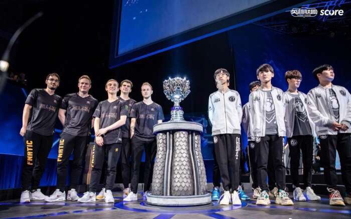 FNC横扫100T,Faker操刀奇招英雄翻盘全球总决赛2:1(深圳) FNC横扫100T,Faker操刀奇招英雄翻盘全球总决赛2:1(深圳)